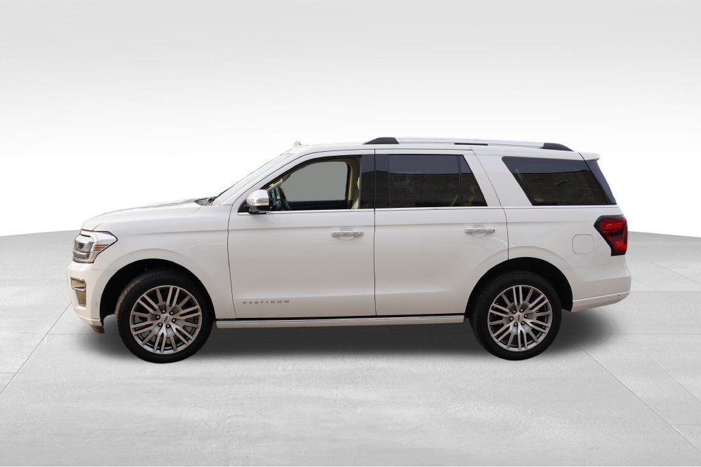 Used 2024 Ford Expedition Platinum AWD/4WD image 9