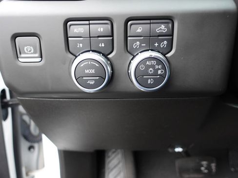 Used 2024 GMC Sierra 1500 Denali w/ Denali Reserve Package AWD/4WD image 49