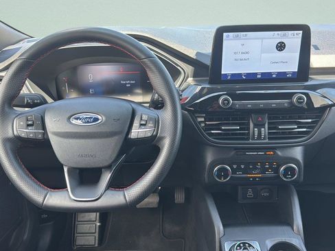Used 2025 Ford Escape ST-Line FWD image 10