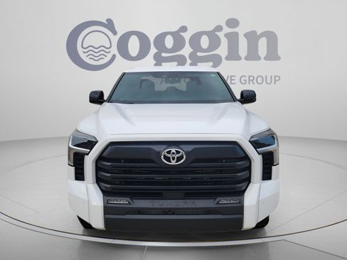 Certified 2025 Toyota Tundra SR5 w/ SR5 Convenience Package RWD image 6