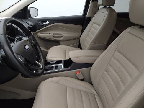 Used 2017 Ford Escape Titanium image 17