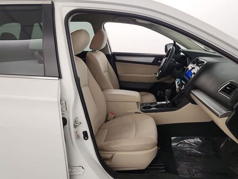Used 2018 Subaru Outback 2.5i Premium image 25