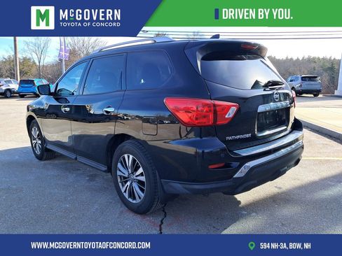Used 2019 Nissan Pathfinder S AWD/4WD image 4