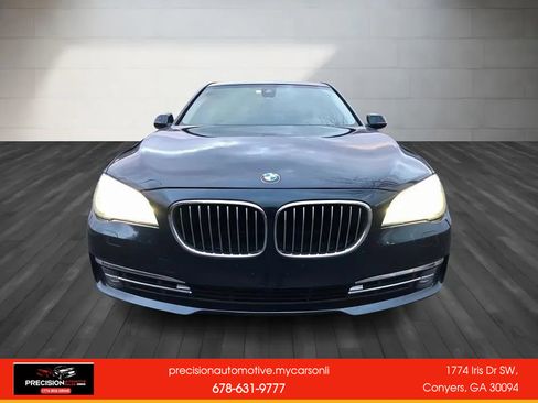 Used 2013 BMW 750i image 5