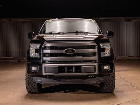Used 2015 Ford F150 Lariat image 2
