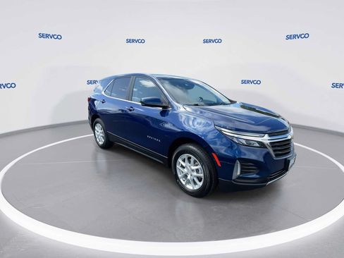 Used 2022 Chevrolet Equinox LT AWD/4WD image 2