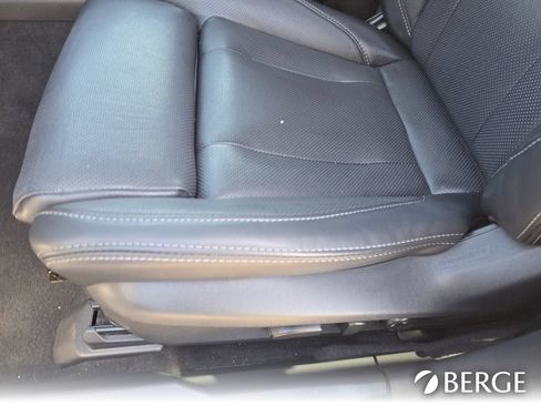 Used 2024 Subaru Outback Touring AWD/4WD image 15