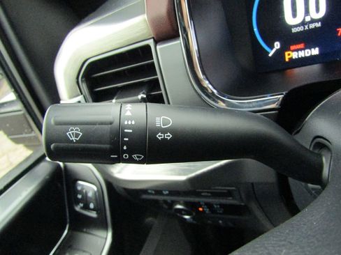 Used 2023 Ford F150 Lariat image 28