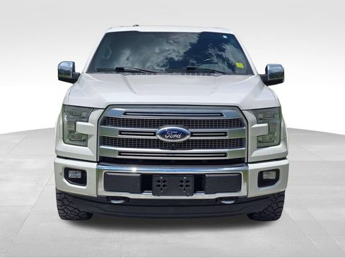 Used 2015 Ford F150 Platinum w/ Equipment Group 701A Luxury AWD/4WD image 7