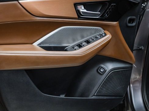 Used 2023 Acura MDX FWD w/ Technology Package image 21