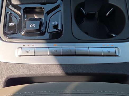 New 2026 Kia Carnival EX FWD image 15