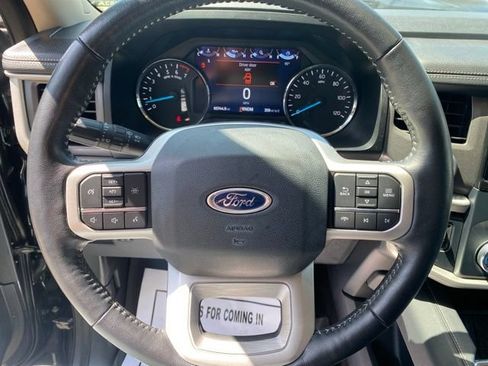Used 2022 Ford Expedition XLT AWD/4WD image 23