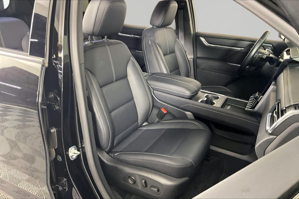 Certified 2024 GMC Acadia Elevation FWD image 27