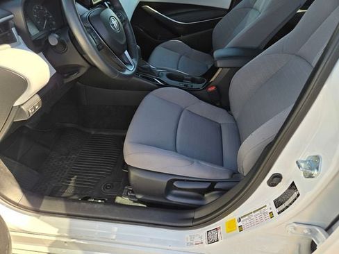 Certified 2024 Toyota Corolla SE FWD image 19