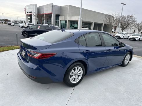 Certified 2025 Toyota Camry LE image 10