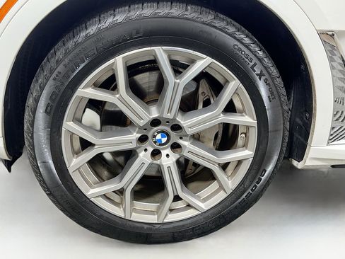 Used 2024 BMW X7 xDrive40i AWD/4WD image 33