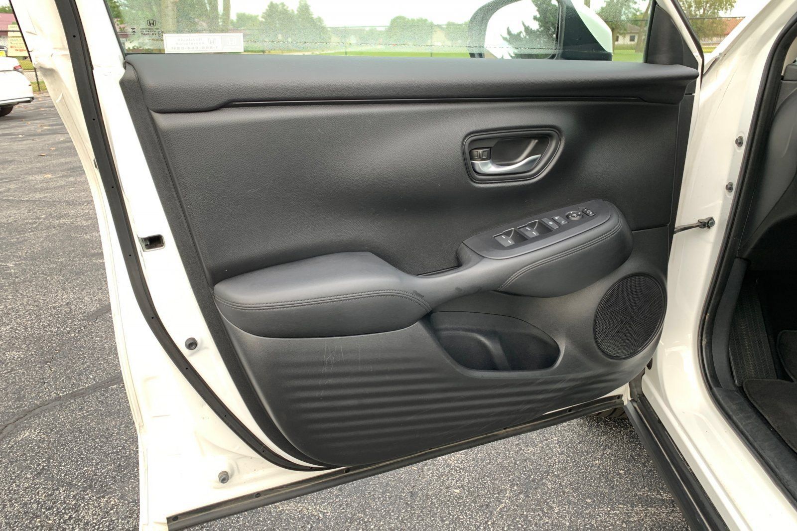 Certified 2024 Honda HR-V LX image 13