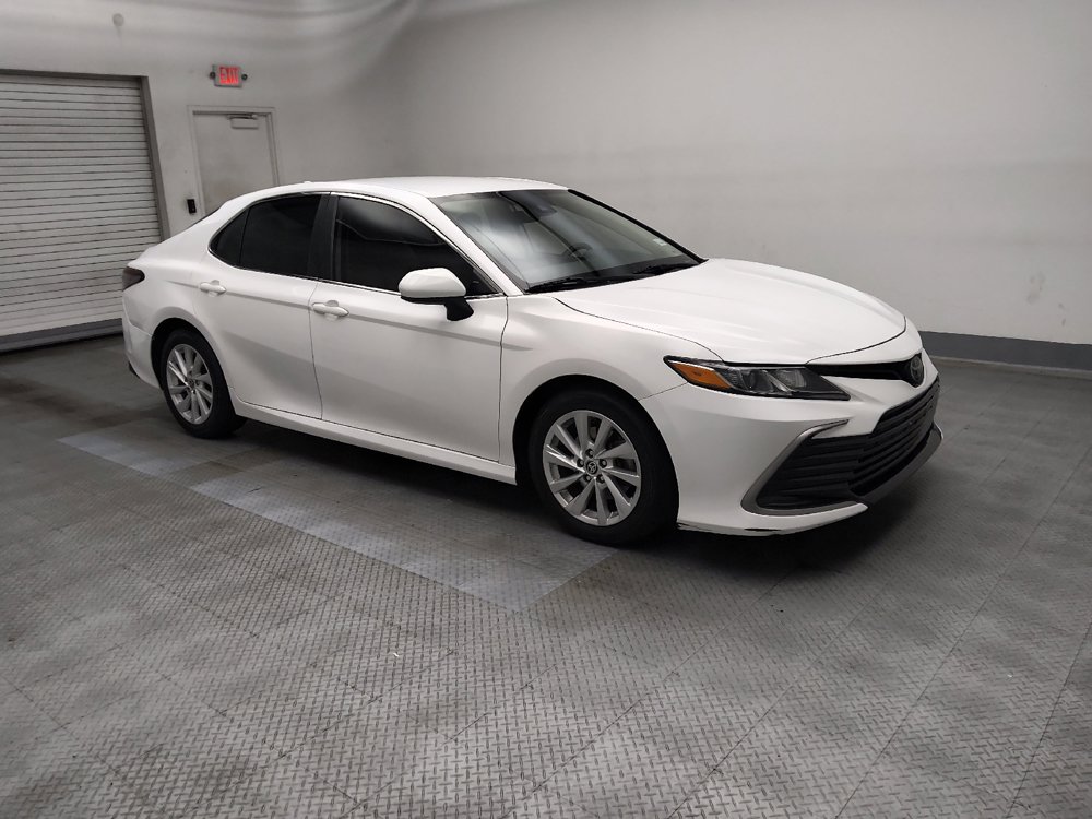 Used 2022 Toyota Camry LE FWD image 11