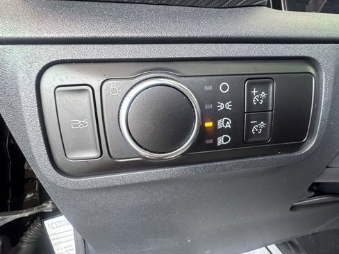 Used 2024 Ford Mustang Coupe image 21