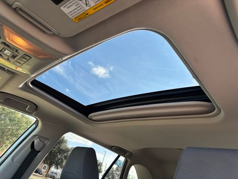 Used 2019 Toyota RAV4 XLE image 15