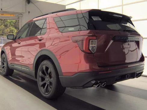 Used 2024 Ford Explorer ST w/ Equipment Group 401A AWD/4WD image 4