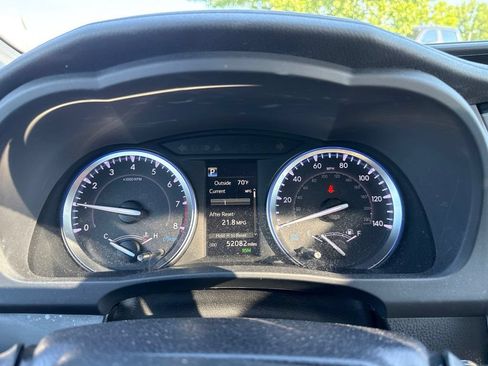Used 2019 Toyota Highlander SE AWD/4WD image 27