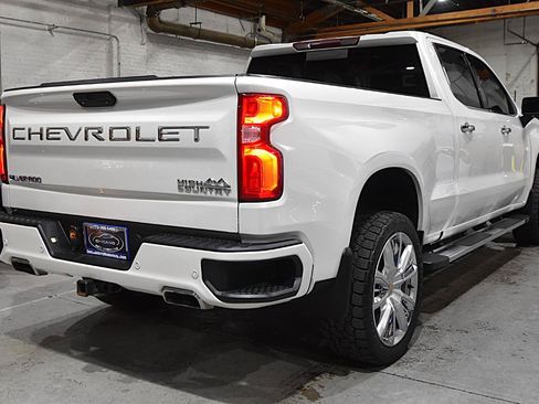 Used 2022 Chevrolet Silverado 1500 High Country AWD/4WD image 7