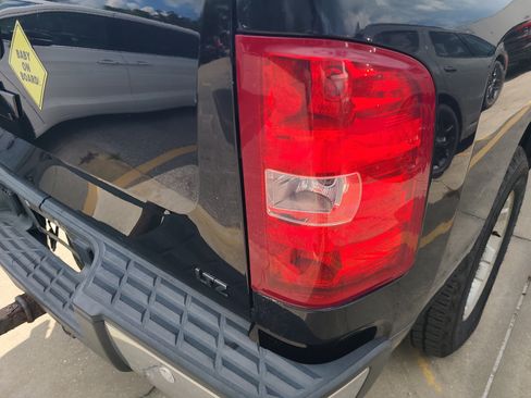 Used 2012 Chevrolet Silverado 1500 LTZ w/ LTZ Plus Package AWD/4WD image 10