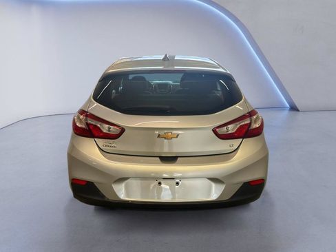 Used 2017 Chevrolet Cruze LT FWD image 7