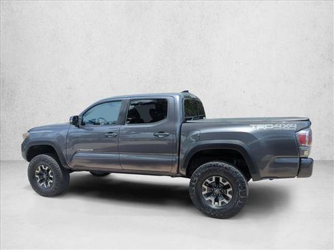 Used 2020 Toyota Tacoma TRD Off-Road w/ Technology Package AWD/4WD image 8