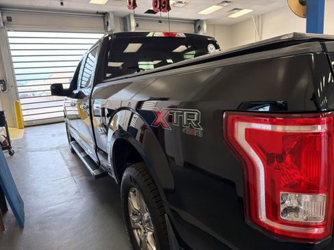 Used 2017 Ford F150 XLT w/ Equipment Group 301A Mid AWD/4WD image 10