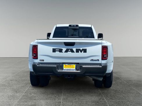 Used 2026 RAM 3500 Tradesman AWD/4WD image 4
