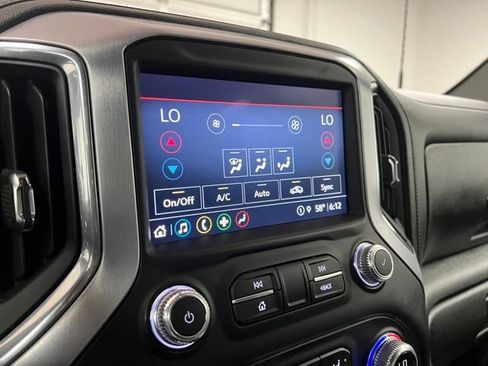 Used 2022 GMC Sierra 2500 SLT w/ SLT Convenience Package AWD/4WD image 37