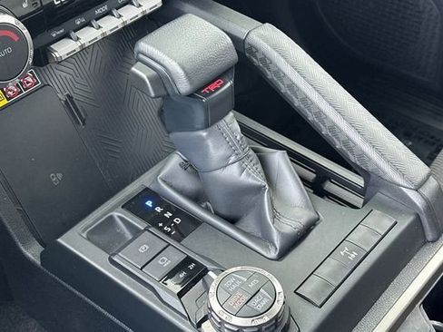 Used 2025 Toyota 4Runner TRD Off-Road image 27