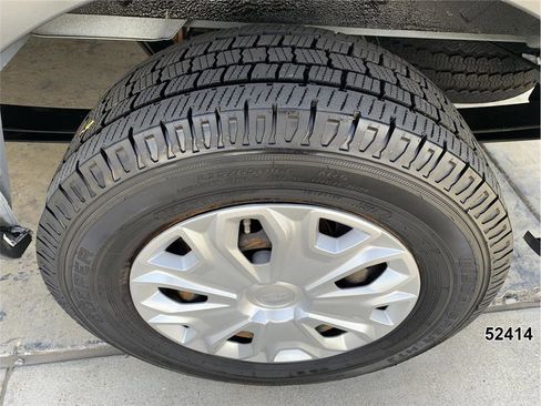 Used 2017 Ford Transit 250 Medium Roof 148 WB w/ Exterior Upgrade Package image 23