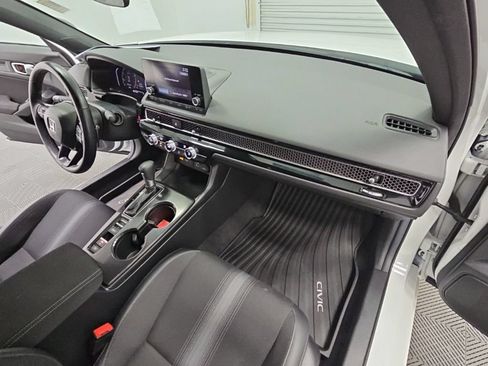 Used 2024 Honda Civic Sport image 32