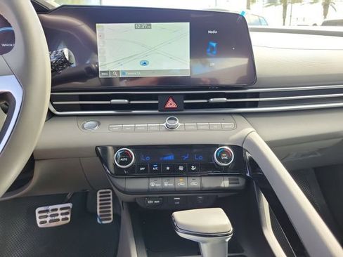 Certified 2025 Hyundai Elantra SEL image 13