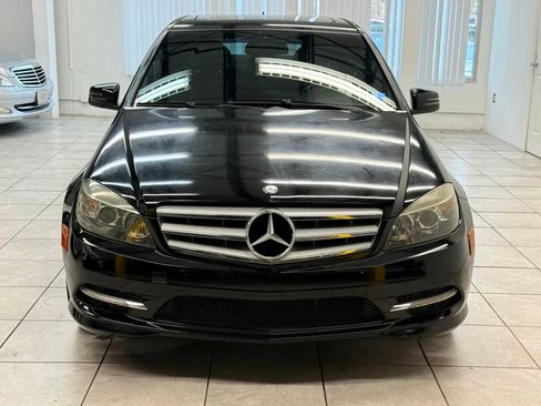 Used 2011 Mercedes-Benz C 350 Sport image 2