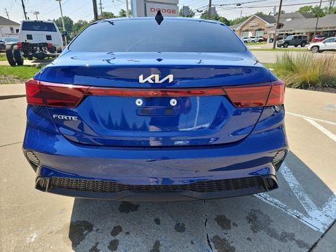 Used 2023 Kia Forte LXS w/ LXS Technology Package FWD image 16