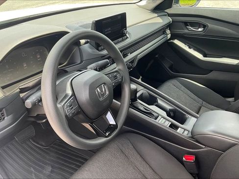 Certified 2024 Honda Accord EX image 25