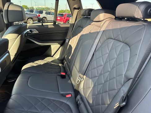 Used 2025 BMW X5 M60i w/ Climate Comfort Package AWD/4WD image 19