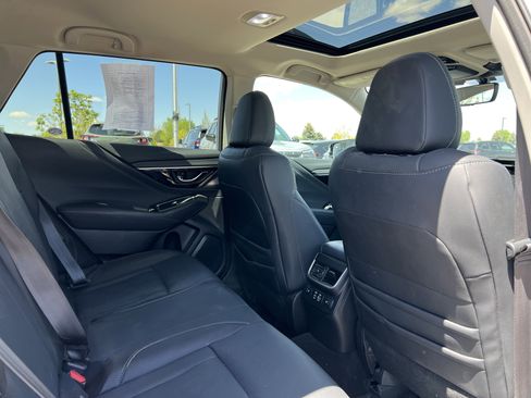 Used 2023 Subaru Outback Limited AWD/4WD image 18