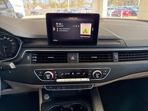 Used 2019 Audi A4 2.0T Premium image 15