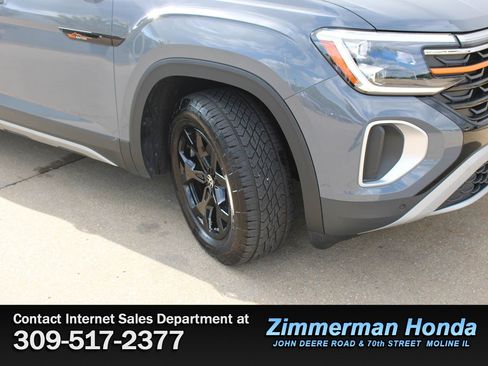 Used 2026 Volkswagen Atlas Peak Edition AWD/4WD image 21