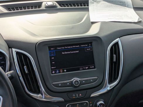 Certified 2022 Chevrolet Equinox LT image 17