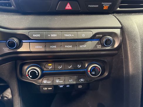 Used 2019 Hyundai Veloster 2.0 image 24