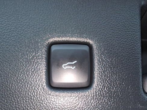 Used 2023 Ford Escape Active w/ Tech Pack #2 AWD/4WD image 11