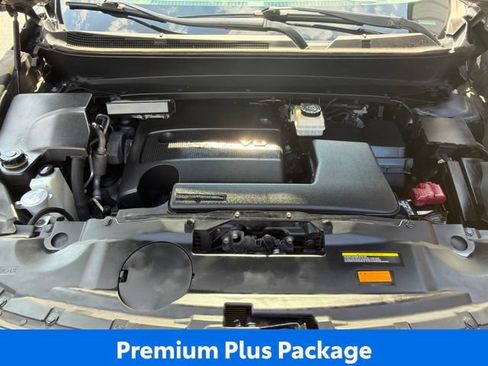 Used 2015 INFINITI QX60 Luxe w/ Deluxe Touring Package AWD/4WD image 19