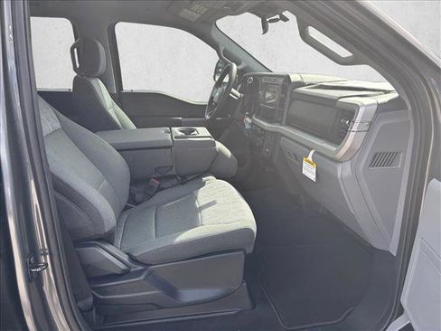 New 2026 Ford F250 XLT w/ FX4 Off-Road Package image 17