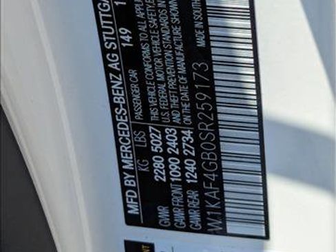 Used 2025 Mercedes-Benz C 300 Sedan image 16